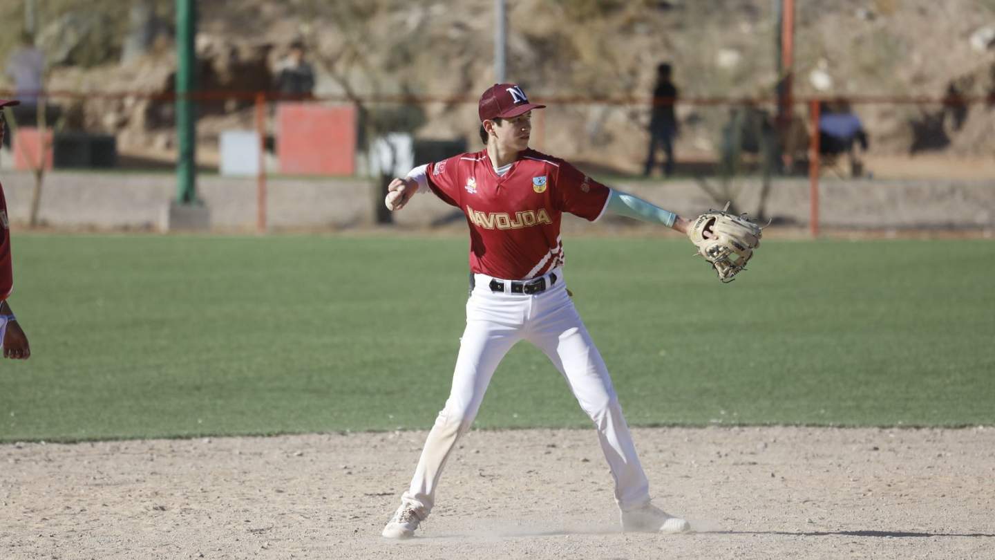 UN PELOTERO SONORENSE MANTIENE VIVA LEGENDARIA DINASTÍA DE BEISBOL 